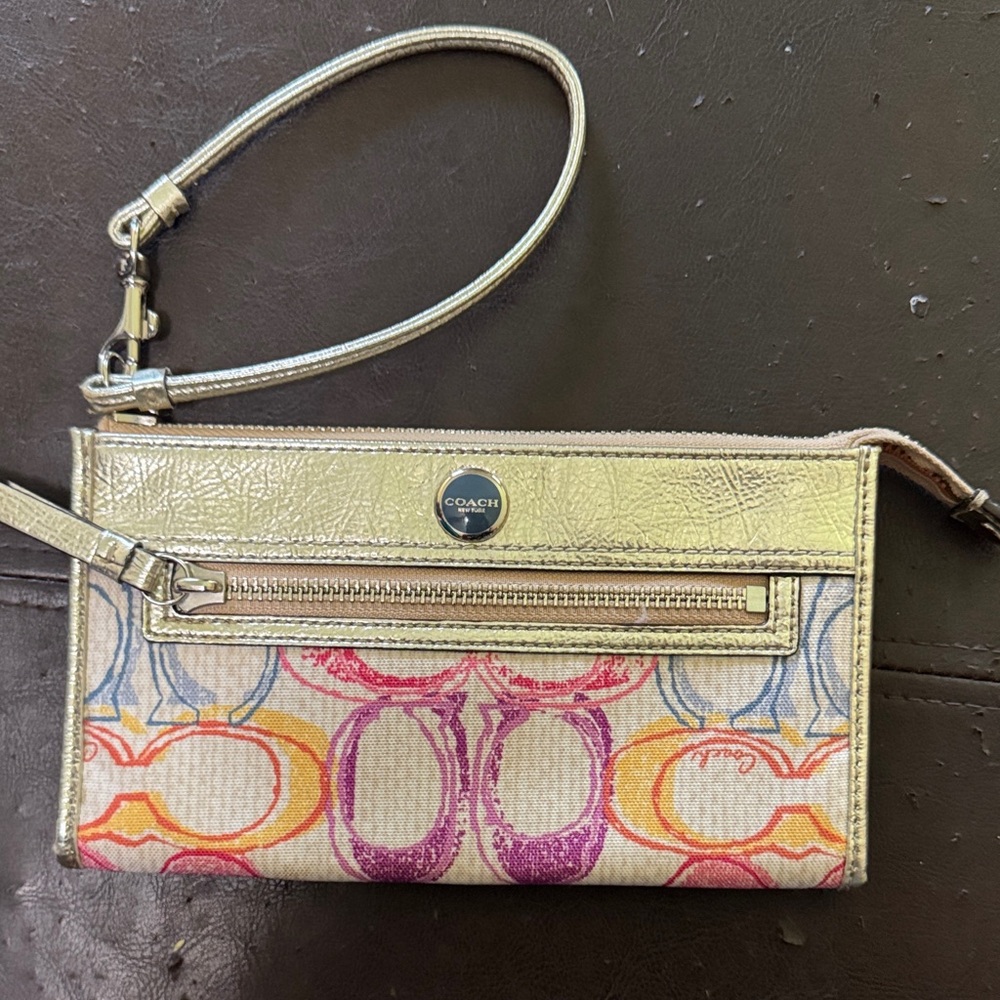 Vintage Coach Gold and Multicolor Signature Wristlet